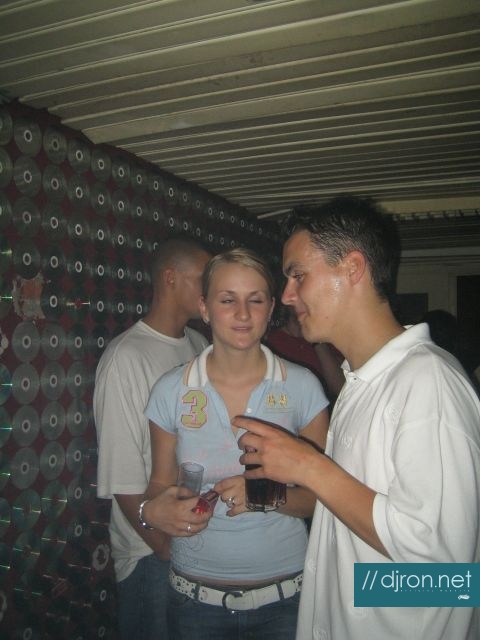 img 203.jpg
