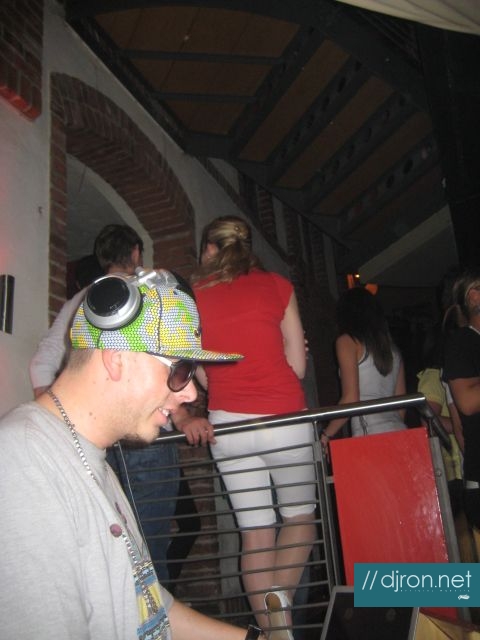 img 076.jpg