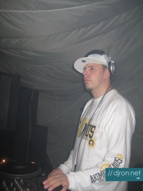 img 125.jpg