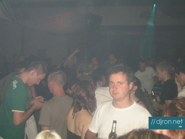 img 100.jpg